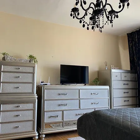 High In The Sky - Unirii