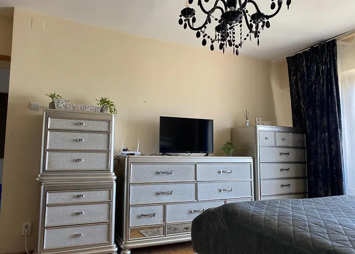 High In The Sky - Unirii