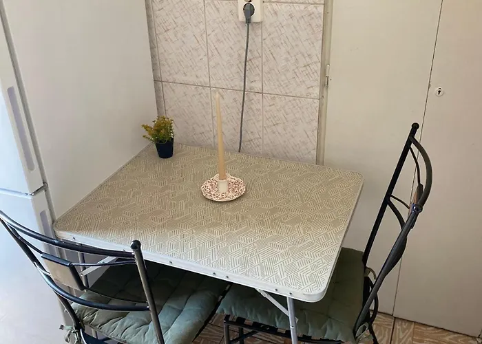 High In The Sky - Unirii