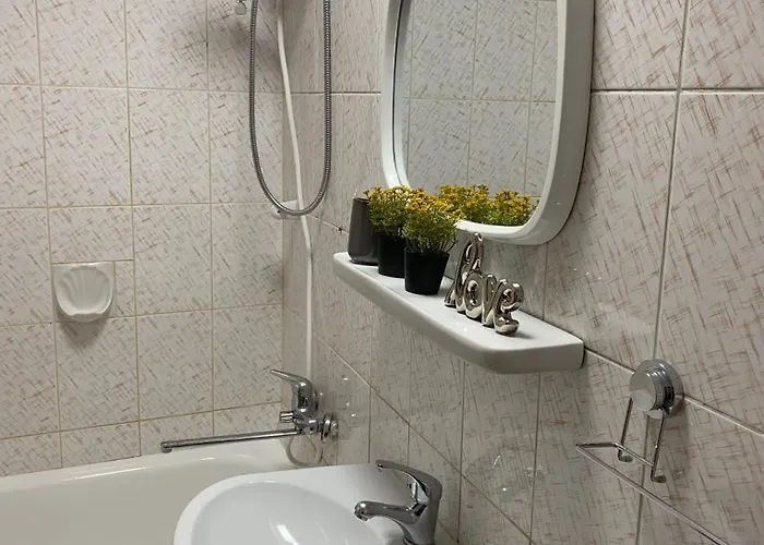 High In The Sky - Unirii